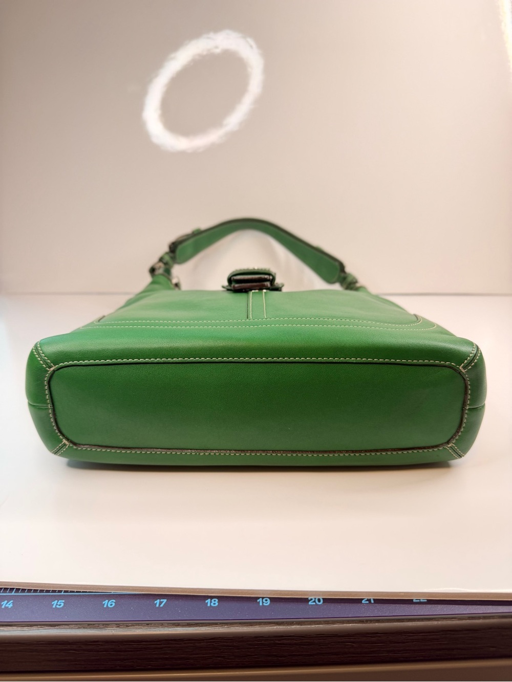 🍃 Rare Vintage Coach Soho Flap Ergo Shoulder Bag – Kelly Green Purse - Picture 14 of 16